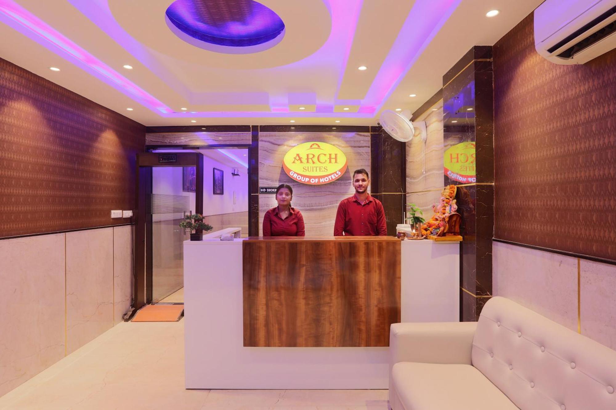 Hotel Arch Suites - Near Aerocity New Delhi Exteriör bild