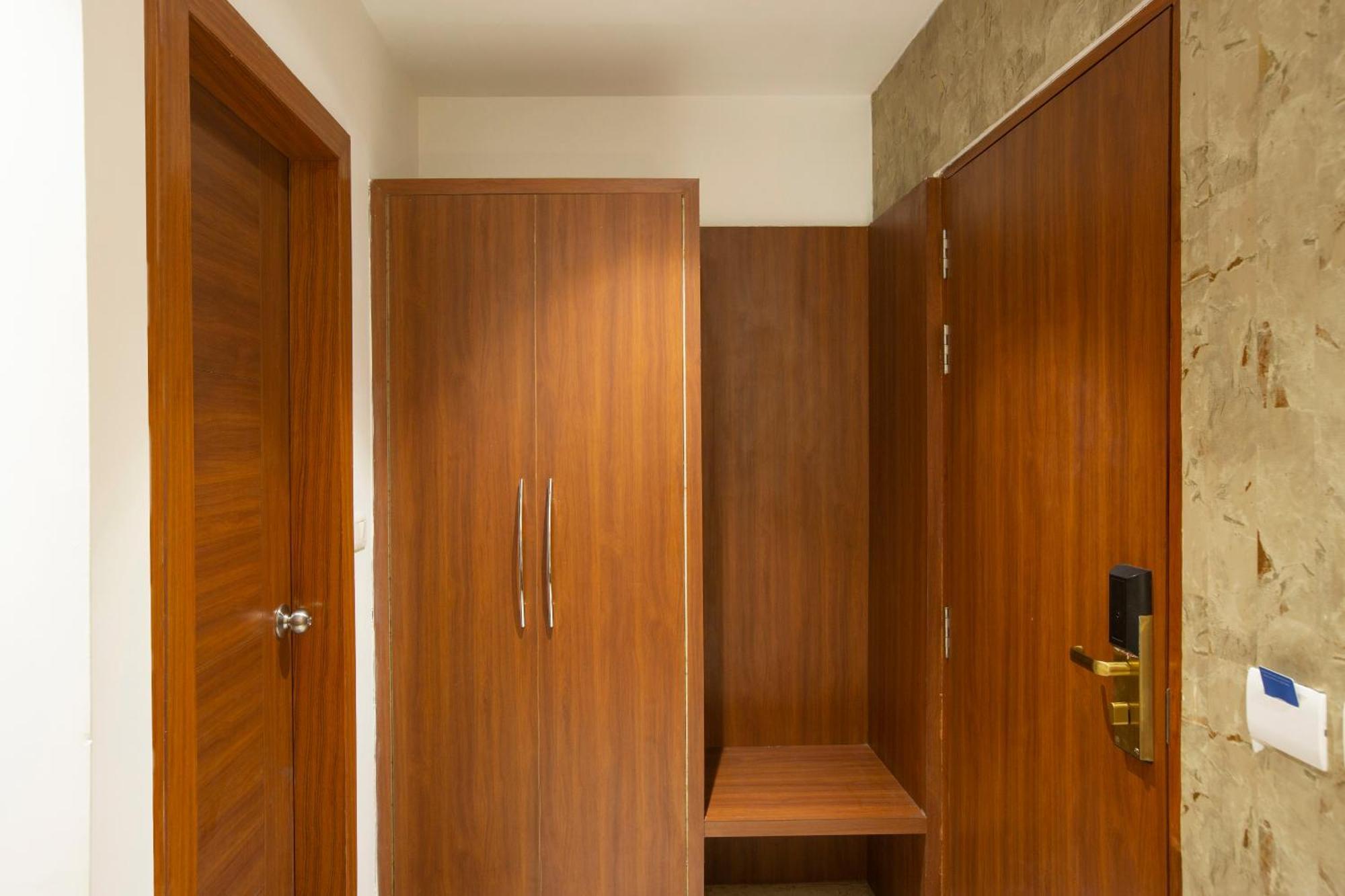 Hotel Arch Suites - Near Aerocity New Delhi Exteriör bild